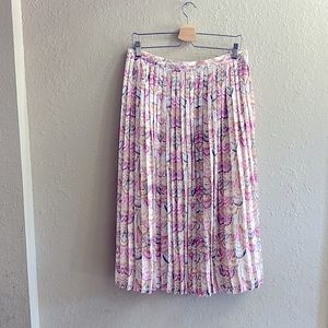 Lined 3x shirt from ModCloth below the knee brand new never used.